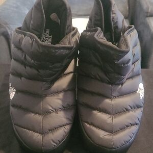 The North Face Quilted Black Slippers